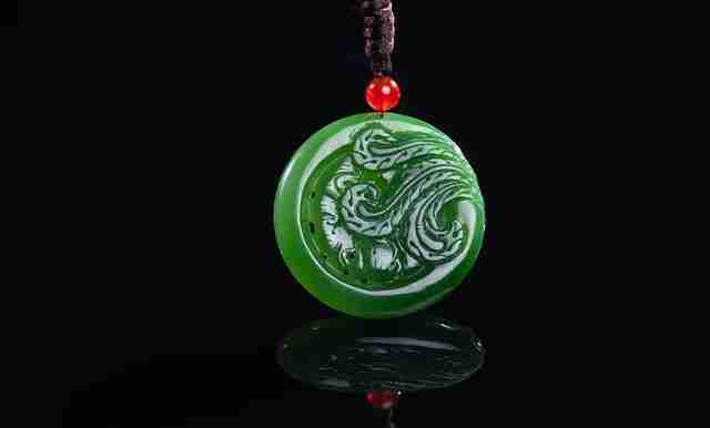 jade-Jadeite-Nephrite