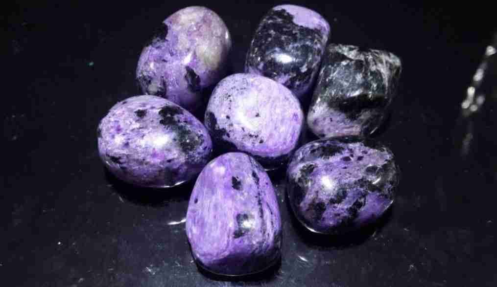 charoite
