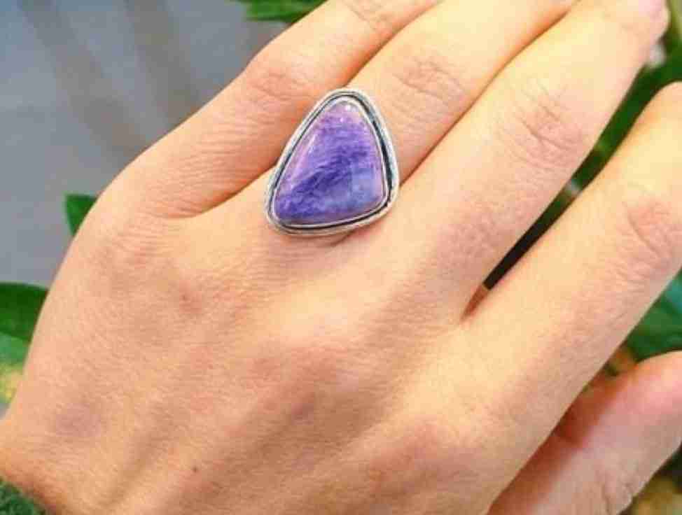 charoite