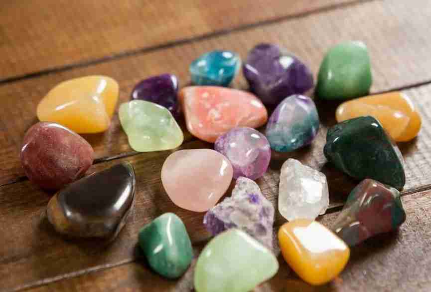 how to choose crystal healing