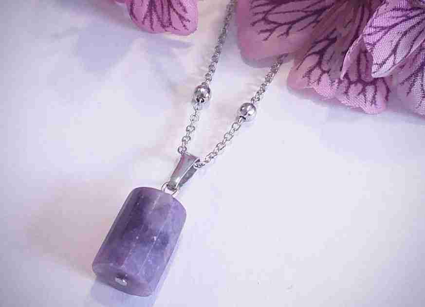 Lepidolite crystals for pregnancy