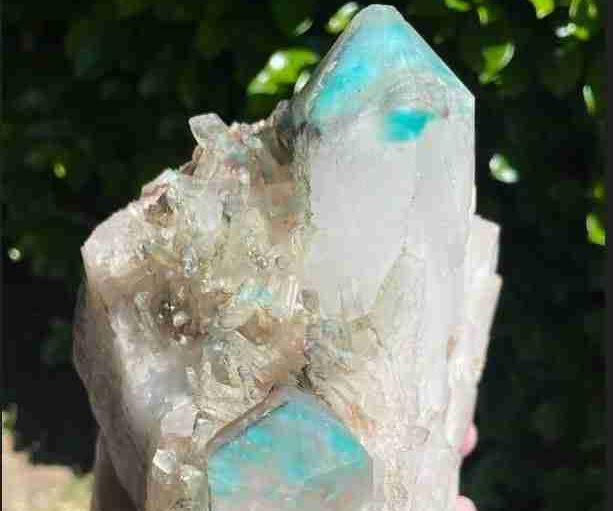 ajoite quartz crystals for stomach healing