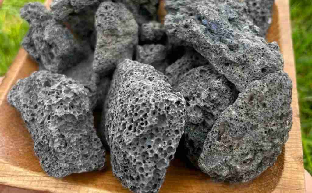Lava Stone Crystals for Uterus